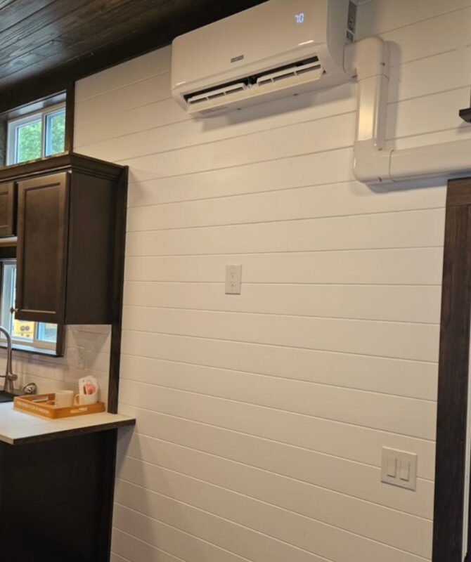 2025 30ft 1 beds - 1 baths (Downstairs Bedroom) - Image 26