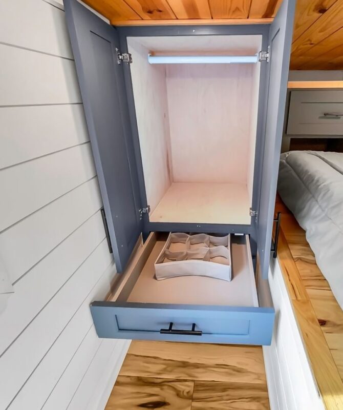Modern Farmhouse, 1 bed - 1 baths - Image 11