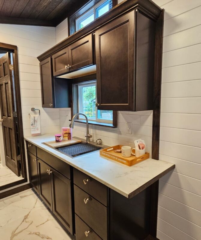 2025 30ft 1 beds - 1 baths (Downstairs Bedroom) - Image 8
